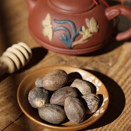 Nutmeg Whole